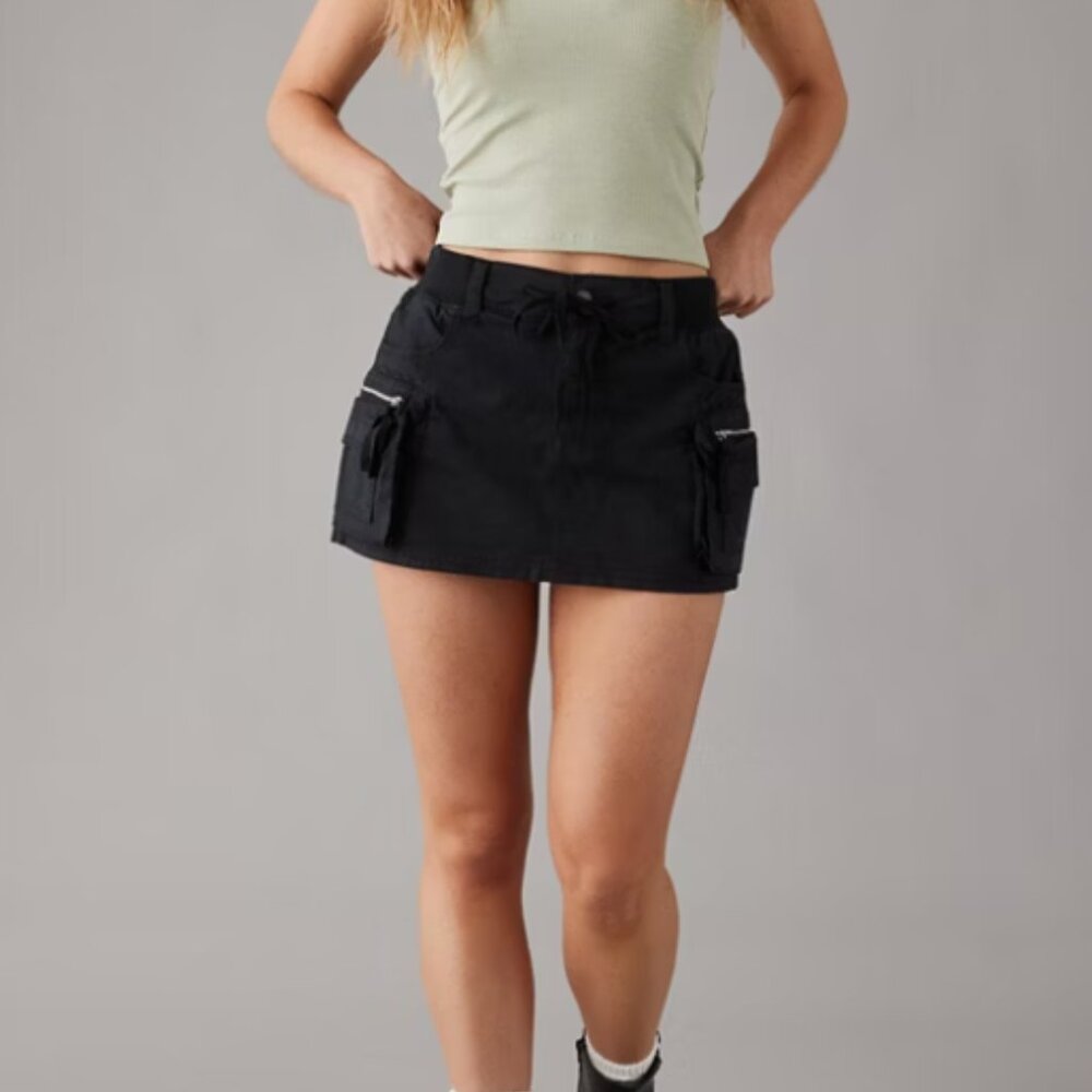 AE Snappy Stretch High-Waisted Cargo Mini Skort
